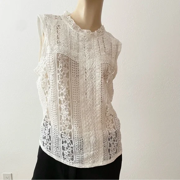 Free People- Tea Party sheer lace crop tank top in Ivory- medium - Picture 2 of 12